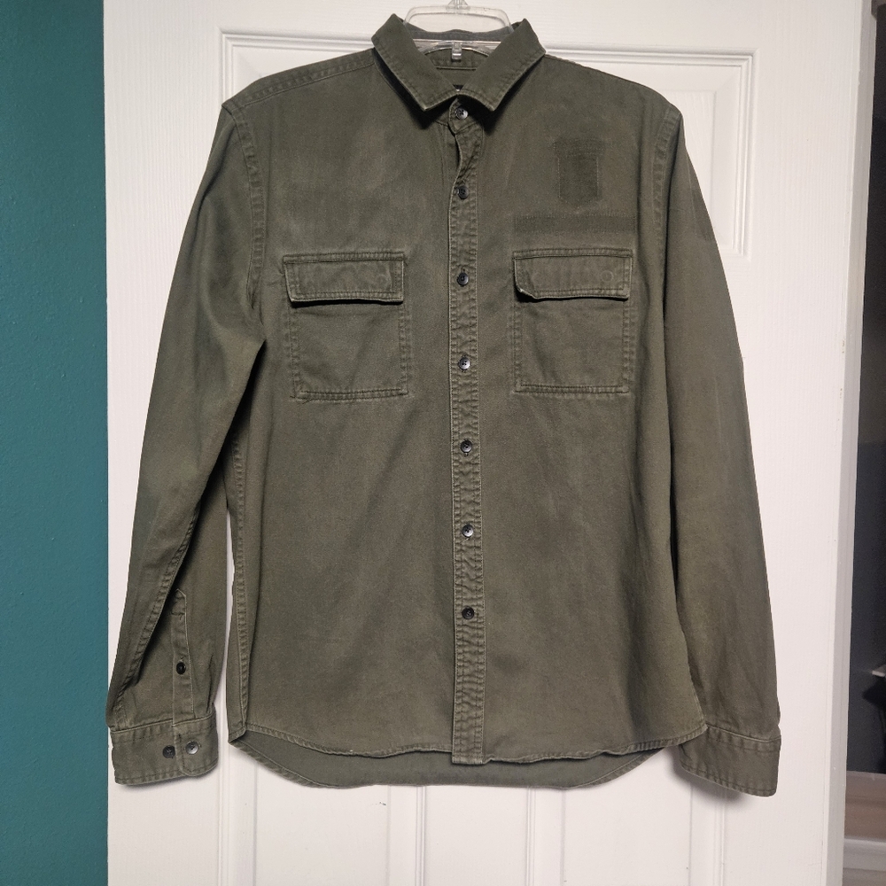 express mens button up shirt Size Med Heavy Army Green Steampunk